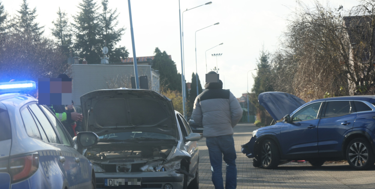 Kolizja dwóch Renault na Świerkowej
