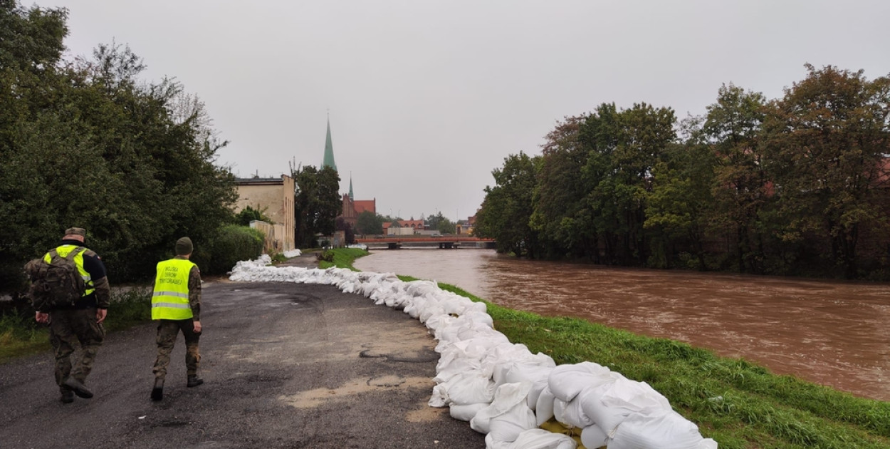 Powódź w Legnicy (WO lca.pl)