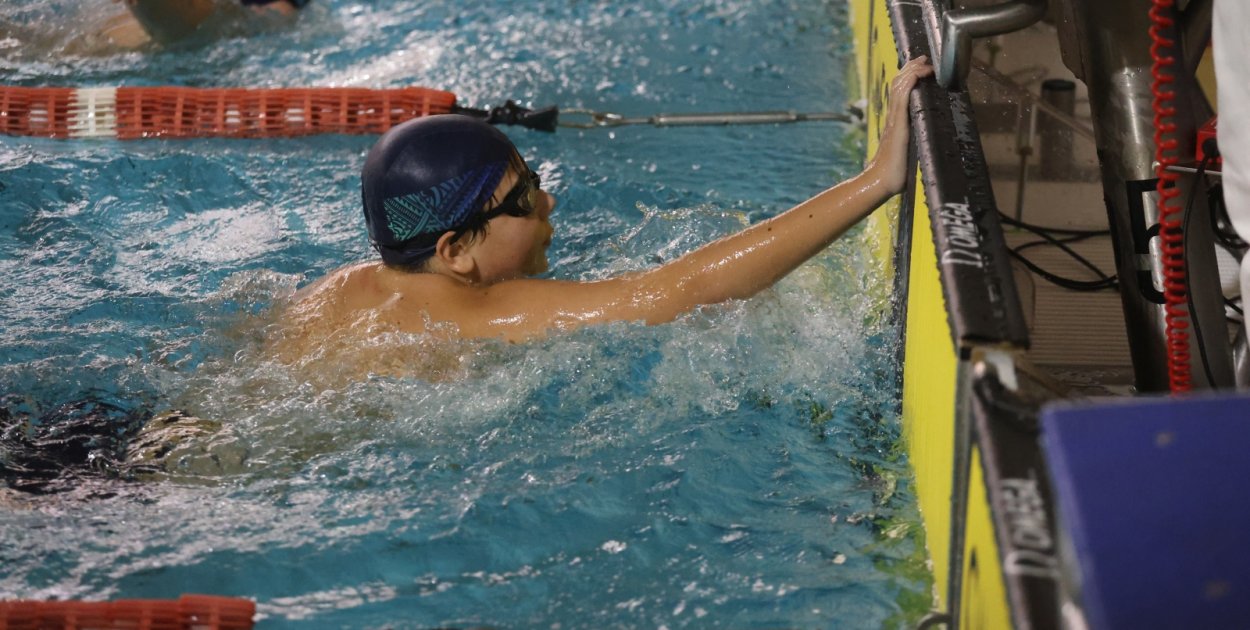 Rodzinny Piknik Pływacki na Delfinku (Wojciech Obremski)