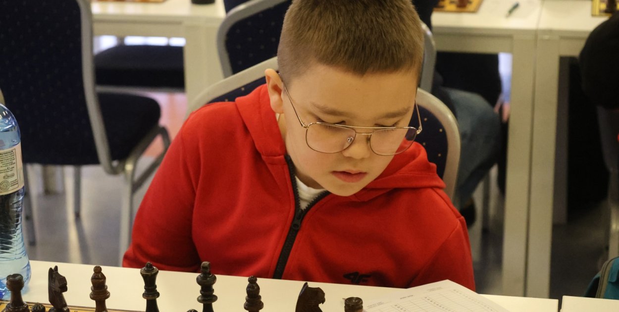 Andrzejkowy Turniej Szachowy  (Wojciech Obremski)