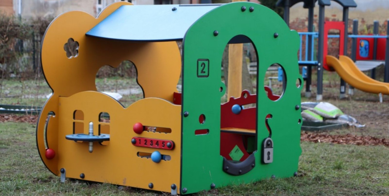 Żłobki przy Biegunowej, Anielewicza i Księżycowej mają nowe place zabaw (źródło: UM Legnica)