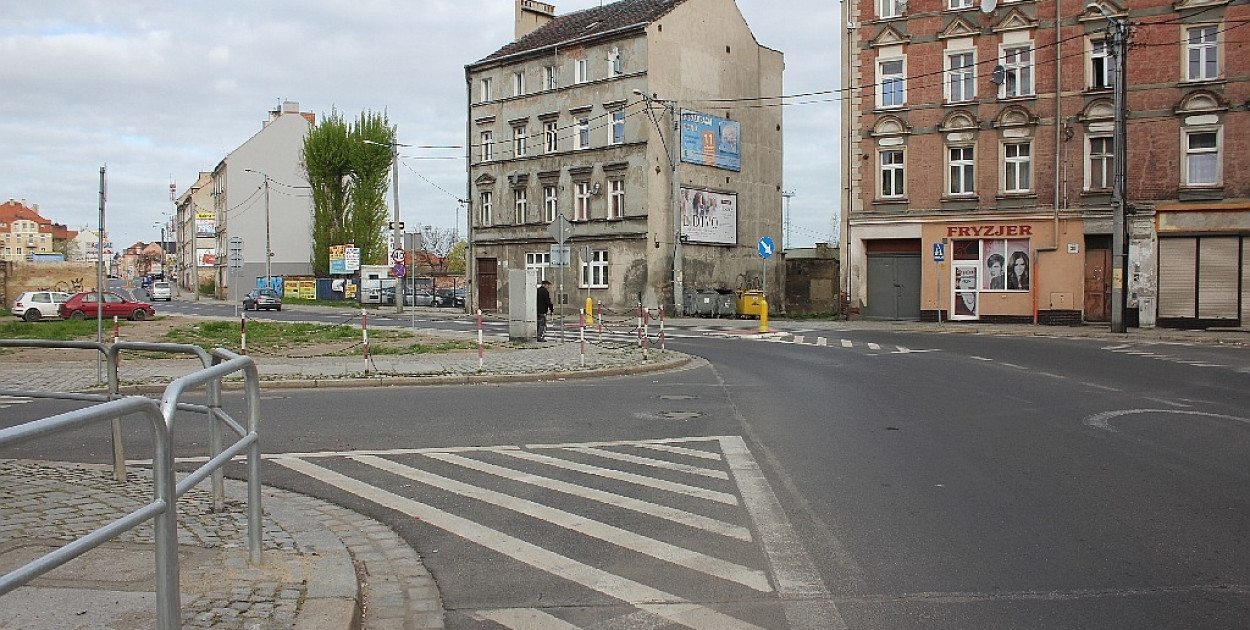 Skrzyżowanie ulic Kartuskiej i Kamiennej (Wojciech Obremski lca.pl)