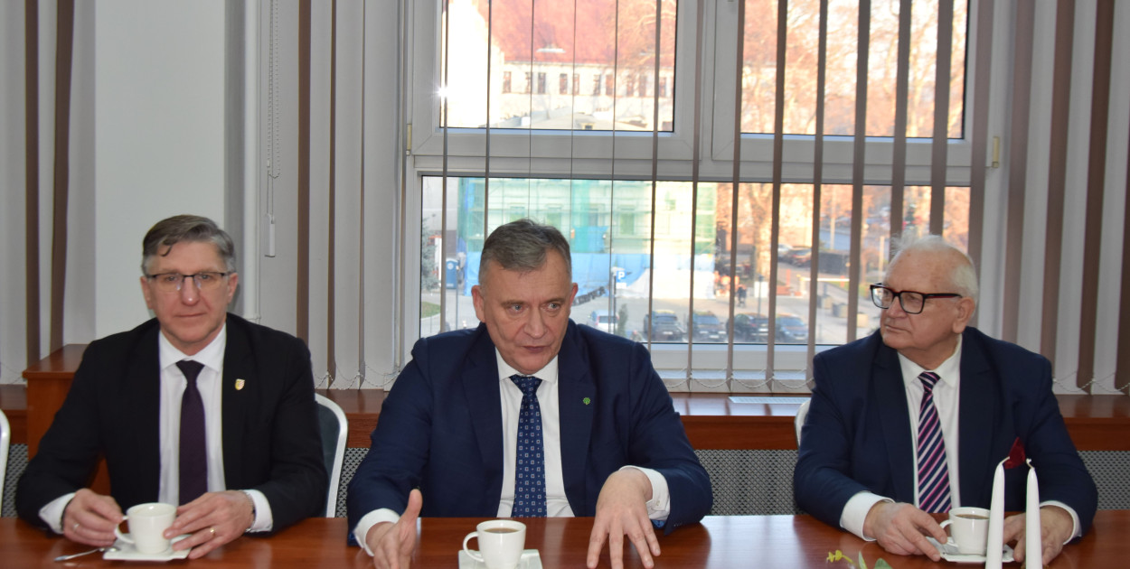  Wiceminister obrony spotkał się z samorządowcami (mat. prasowe)