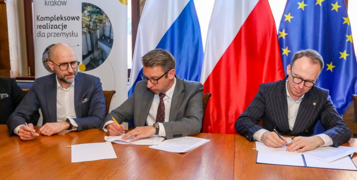 Umowa podpisana. Rusza realizacja centrum przesiadkowego (źródło: UM Legnica)