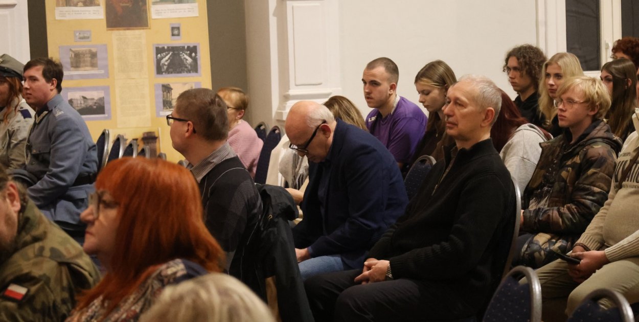 Promocja książki Szkice Legnickie (Wojciech Obremski)