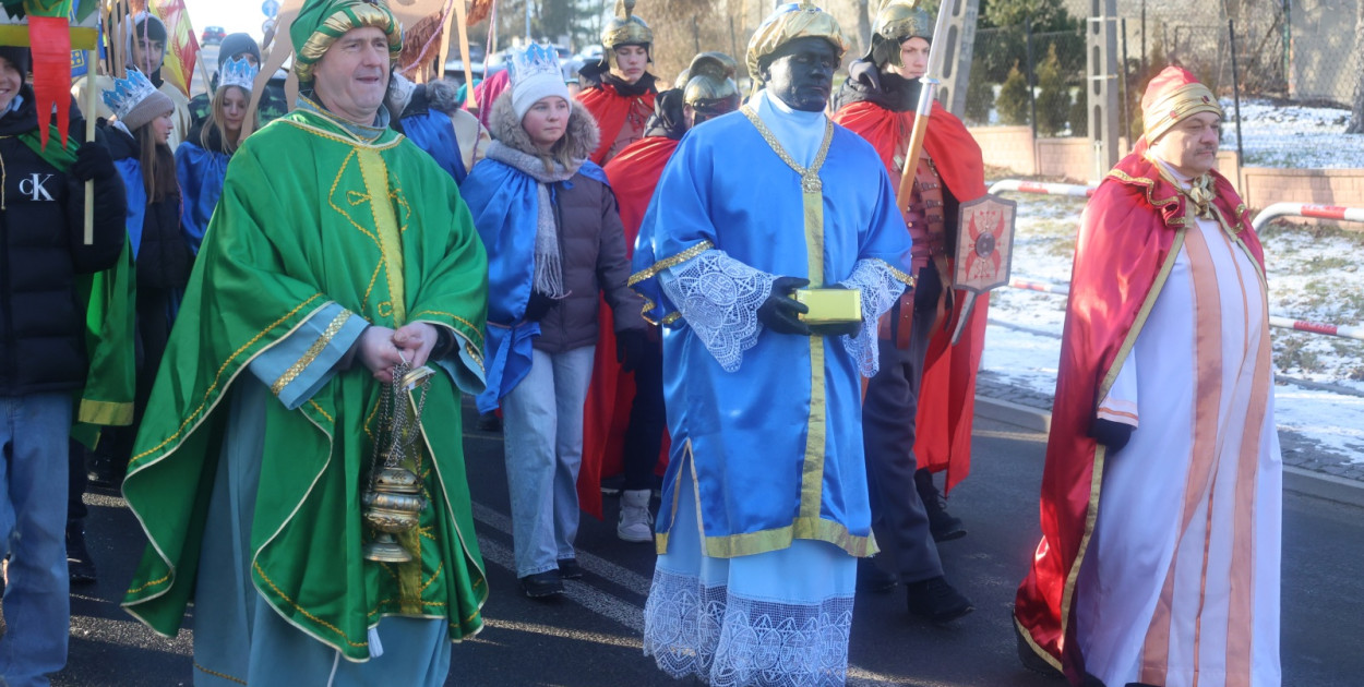 Orszak Trzech Króli w Prochowicach (Wojciech Obremski lca.pl)