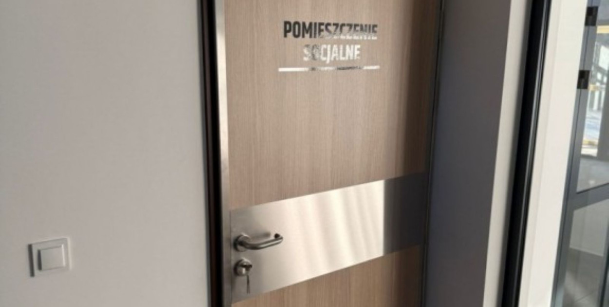 Hala przy Lotniczej ma nowe zaplecze i szatnie (źródło: UM Legnica)