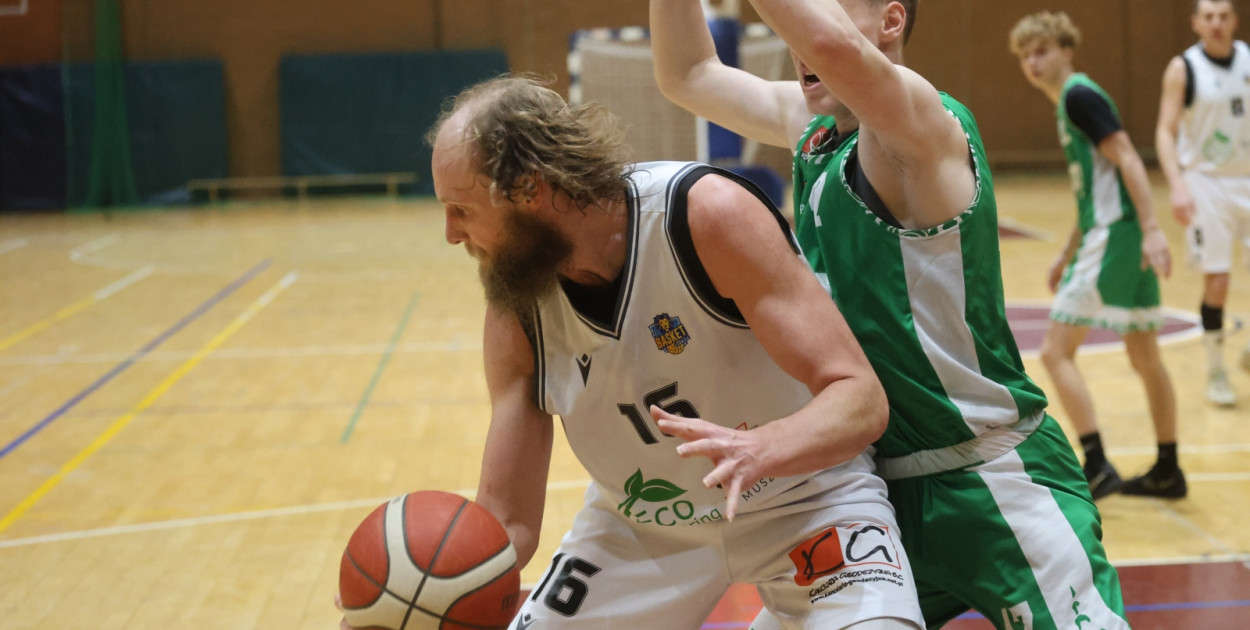 KS Basket Legnica (Wojciech Obremski)