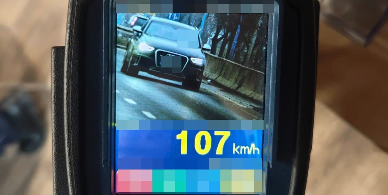 Przycisnął gaz do dechy w mieście. Trzy miesiące pochodzi pieszo