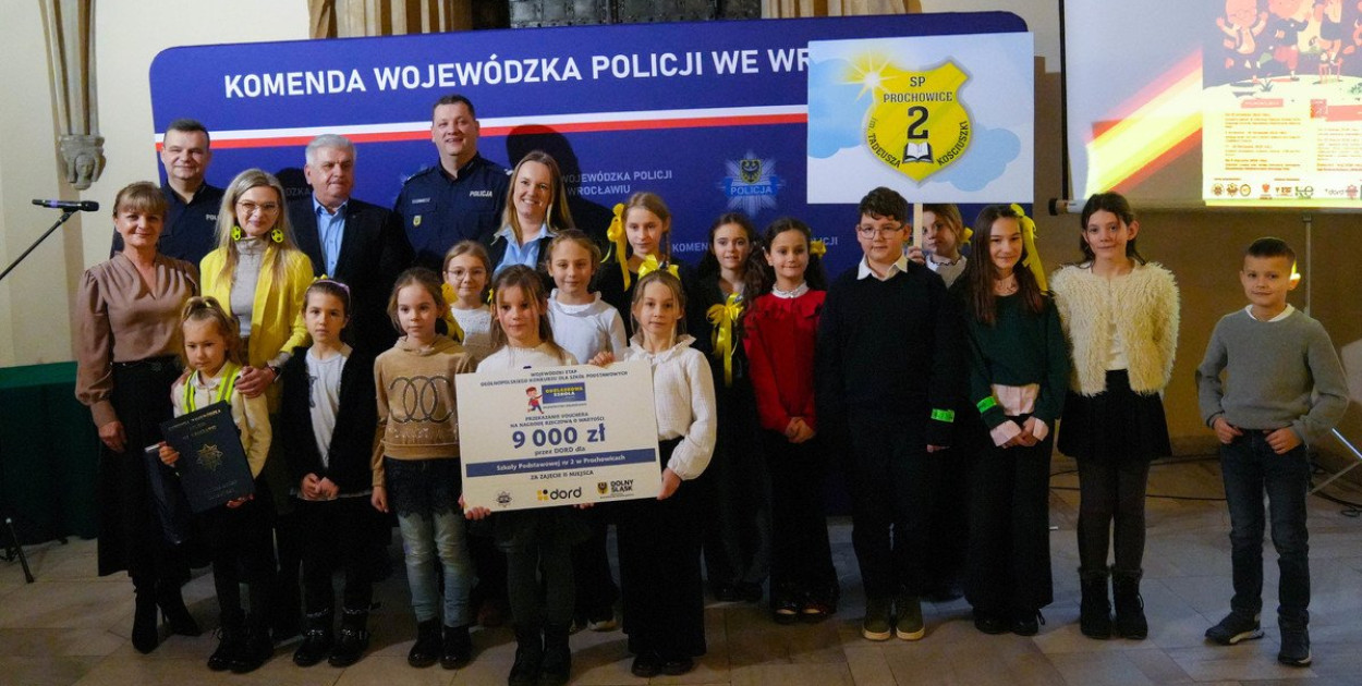 Szkoła z Prochowic druga w wojewódzkim finale „Odblaskowej Szkoły”