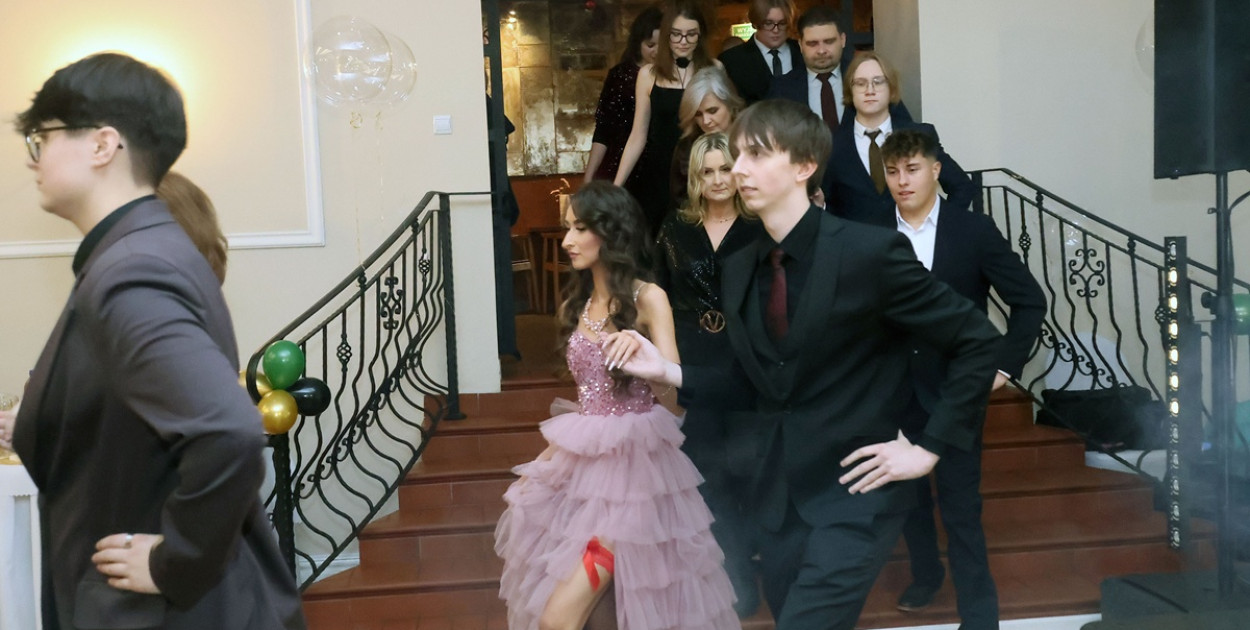 Studniówka Hutnika. W maju maturzyści zmierzą się z egzaminem