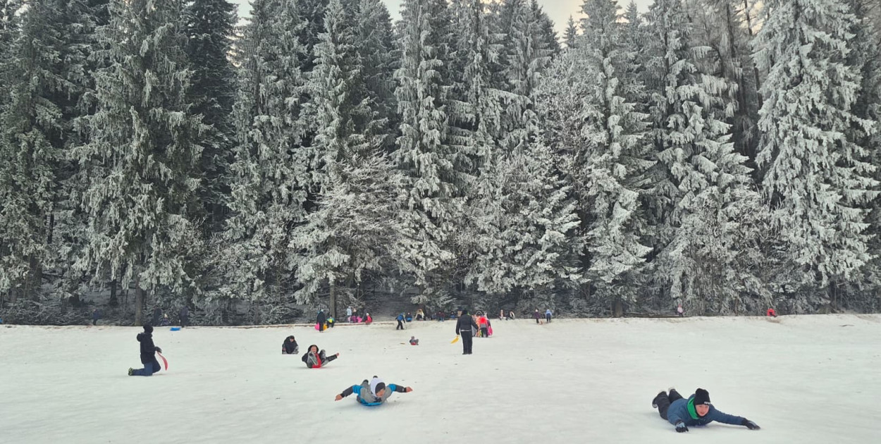 Bezpieczna zima tematem konkursu dla dzieci i młodziezy