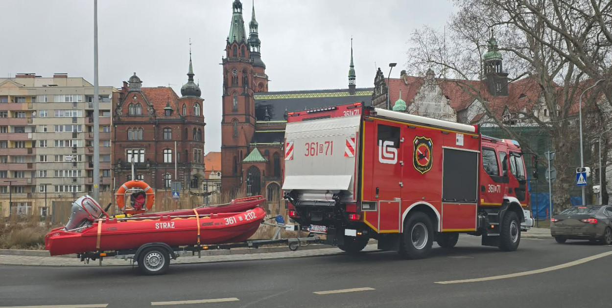 Łowił ryby na krze… na wózku inwalidzkim
