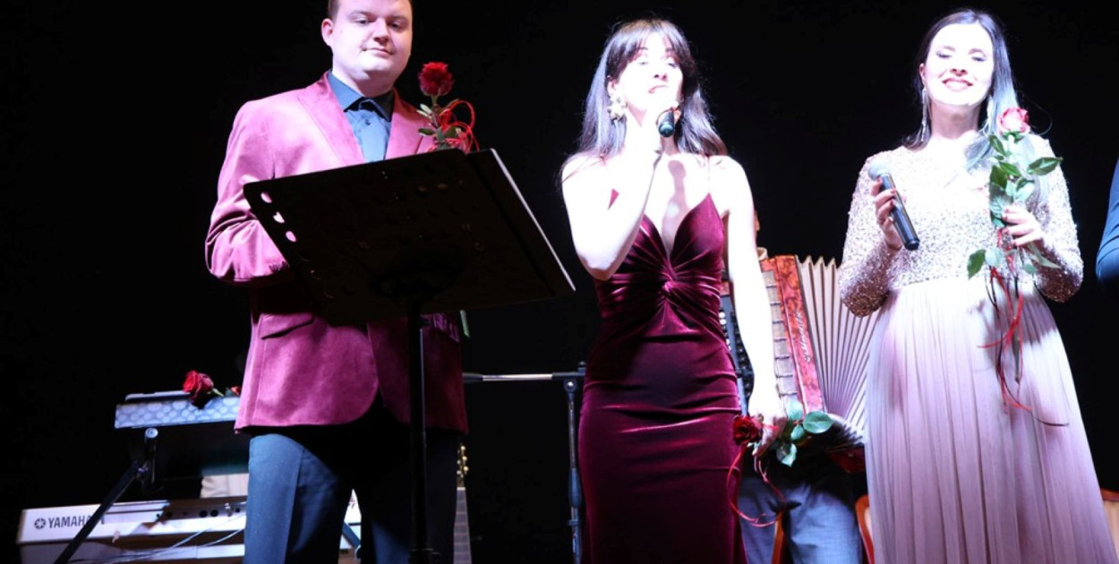 Zaśpiewali francuskie przeboje przed pełną salą