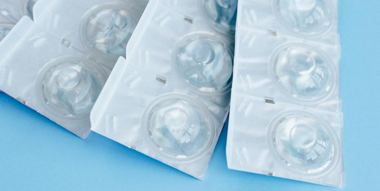Jak dbać o soczewki kontaktowe, aby były bezpieczne dla oczu?