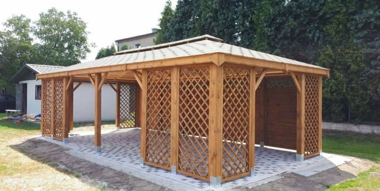 Zagospodarowanie przestrzeni: zadaszenia, które porządkują posesję