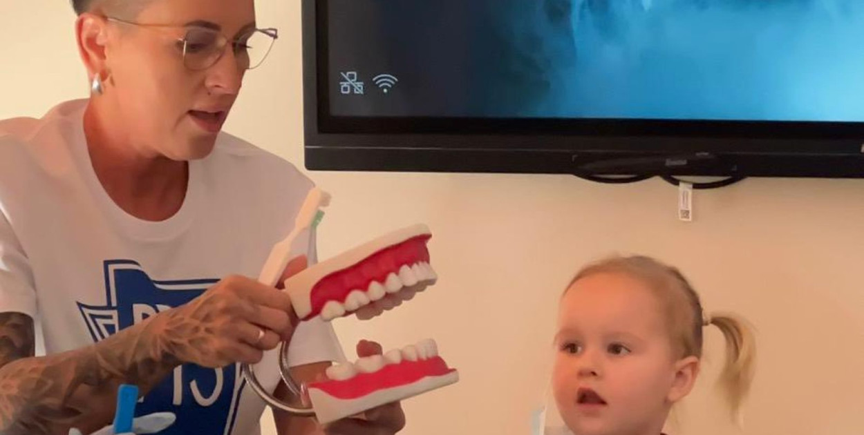 Lekcja higieny jamy ustnej w Miejskim Przedszkolu nr 12