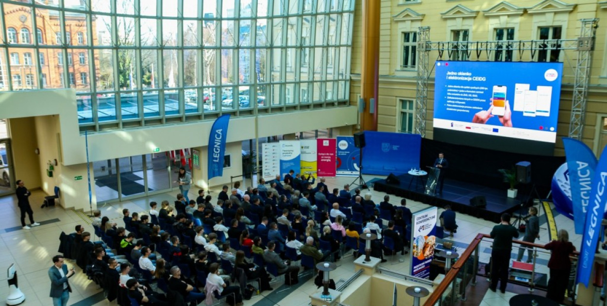 Spotkanie cyfrowego biznesu przyciągnęło przedsiębiorców z wielu branż
