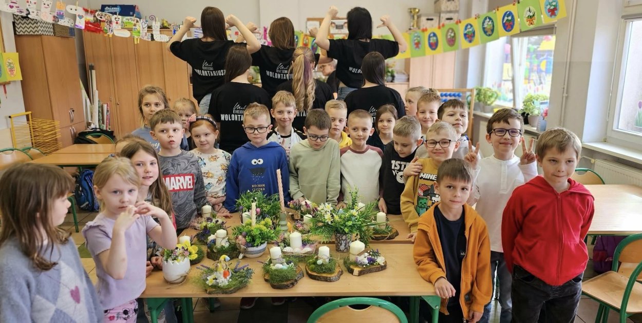Małe ręce, wielkie serca. Warsztaty wielkanocne w SP nr 9 w Legnicy