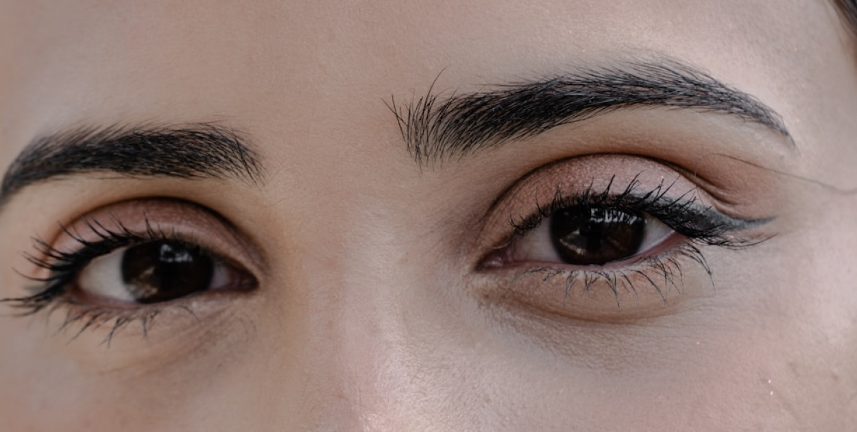 Kolorowe soczewki do oczu - oczaruj innych spojrzeniem!