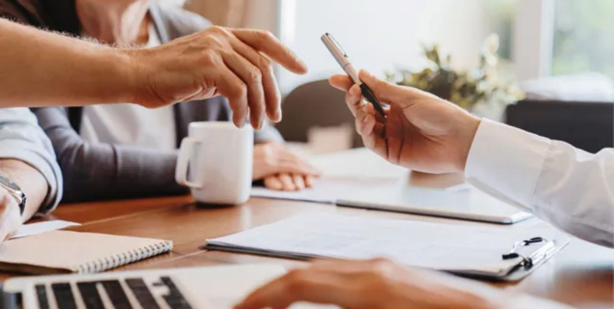 Naciągacze chcą pieniędzy za „załatwienie” świadczenia wspierającego