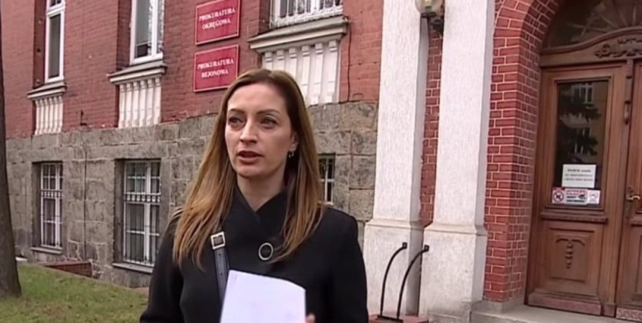 Sprzedał dom, w którym mieszkają jego dzieci. Matka prosi o pomoc