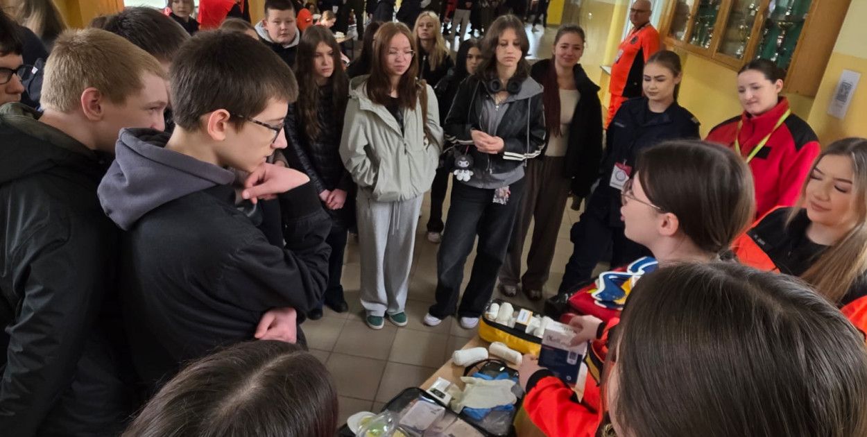 Mury legnickiej "siódemki" wypełniły się przyszłymi kadetami