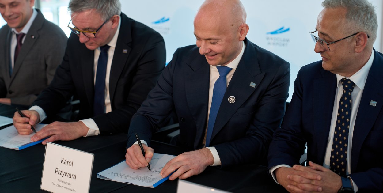 Wrocław rozbuduje lotnisko. Podpisano ważną umowę
