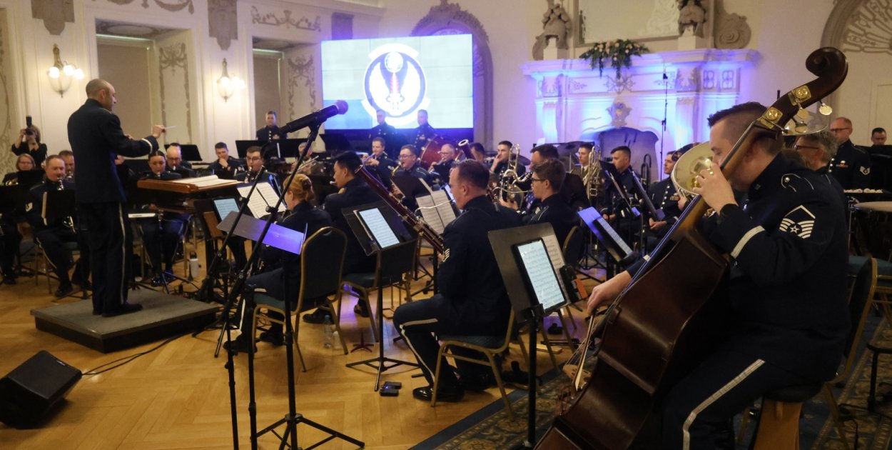 Amerykańska orkiestra, polscy muzycy i uczniowie ZSM razem na scenie