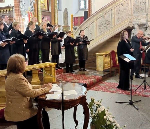„Pieśń o Matce” – wyjątkowy koncert w Legnickiej Katedrze