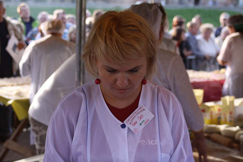 Anna Ćwik z lca.pl zajęła 4 miejsce w lepieniu pierogów- FOTO:Wojciech Obremski (lca.pl)