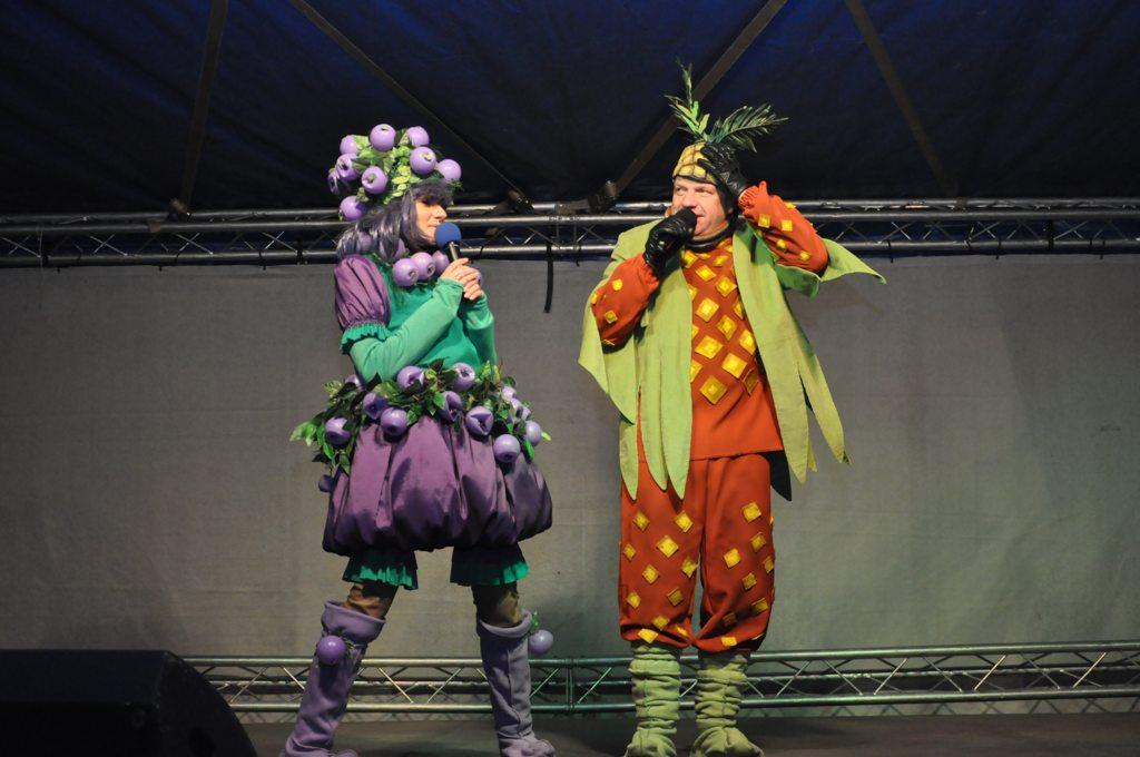 Program artystyczny podczas iluminacji - FOTO:MB (lca.pl)