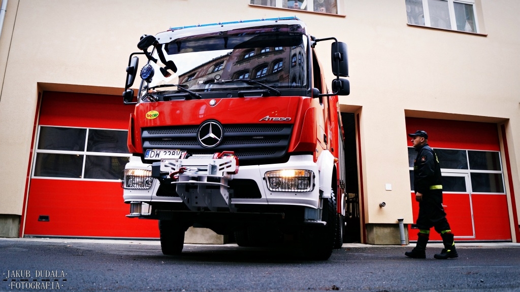 Nowy wóz legnickich strażaków- FOTO:Jakub Dudała (lca.pl)