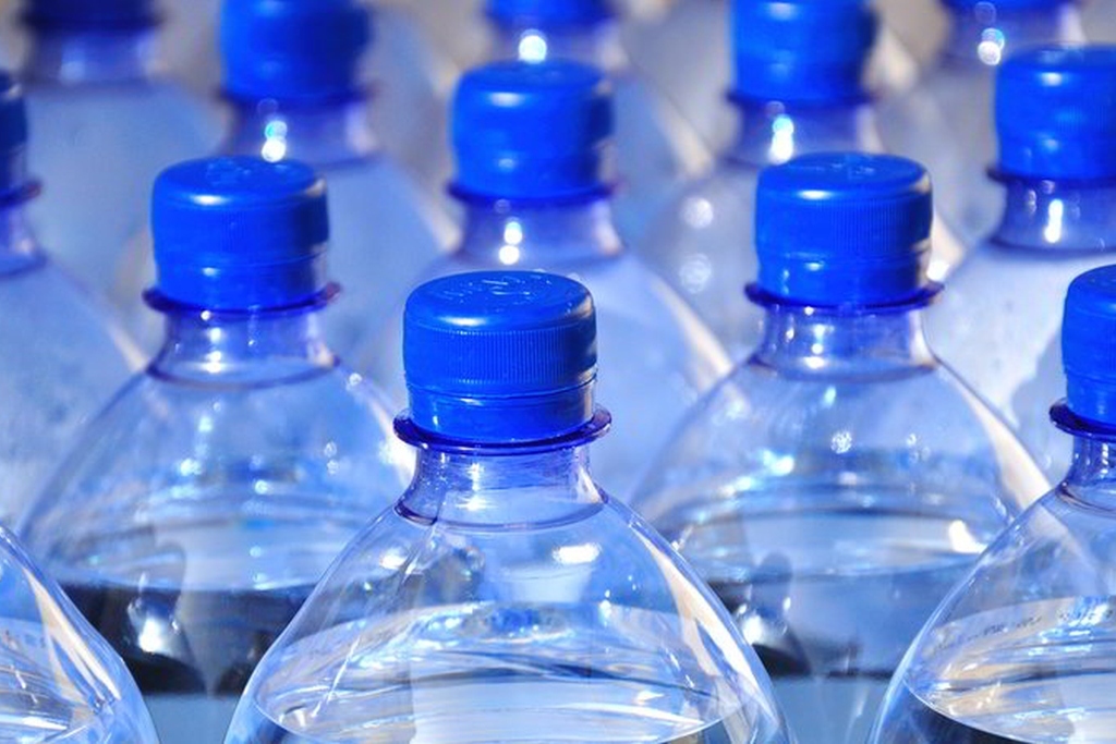 Woda mineralna- FOTO:nim (lca.pl)