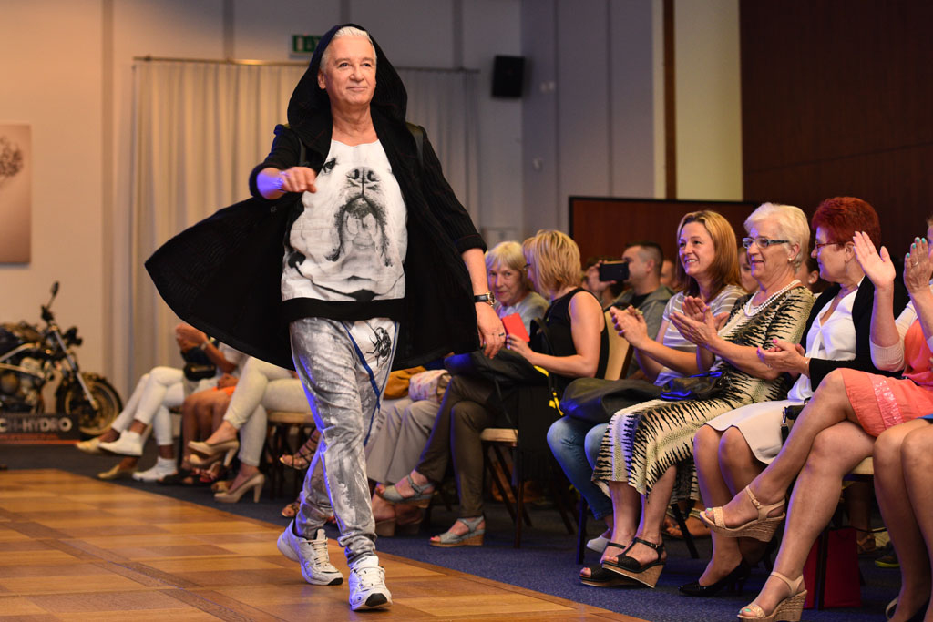 Charytatywny pokaz mody - FOTO:Piotr Florek (lca.pl)