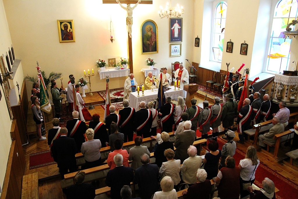Odsłonięcie tablicy w Nowej Wsi Legnickiej- FOTO:WP(lca.pl)