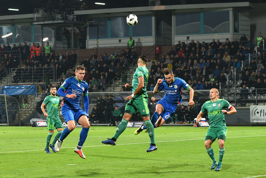 MKS Miedź Legnica - Śląsk Wrocław- FOTO:Piotr Florek (lca.pl)
