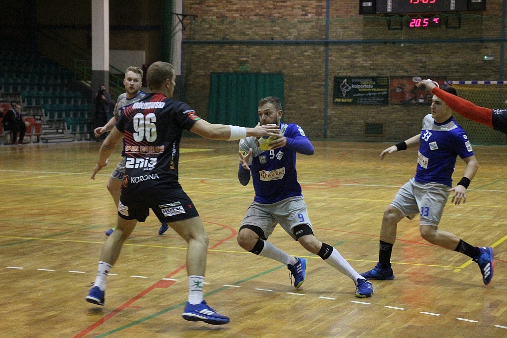 MSPR Siódemka Miedź Legnica - MKS Wieluń- FOTO:WO(lca.pl)