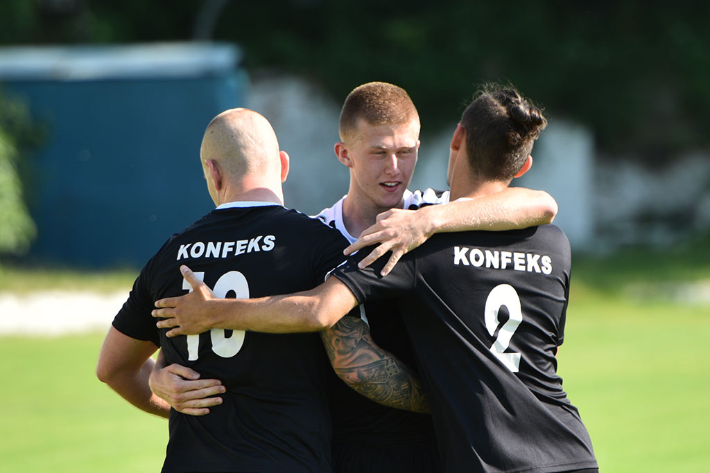 Konfeks Legnica - Czarni Rokitki- FOTO:Piotr Florek (lca.pl)