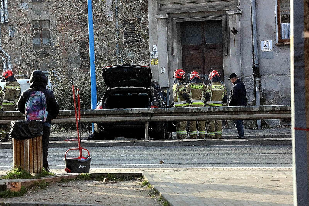 Wypadek na Żołnierzy II Armii WP - FOTO:WO(lca.pl)