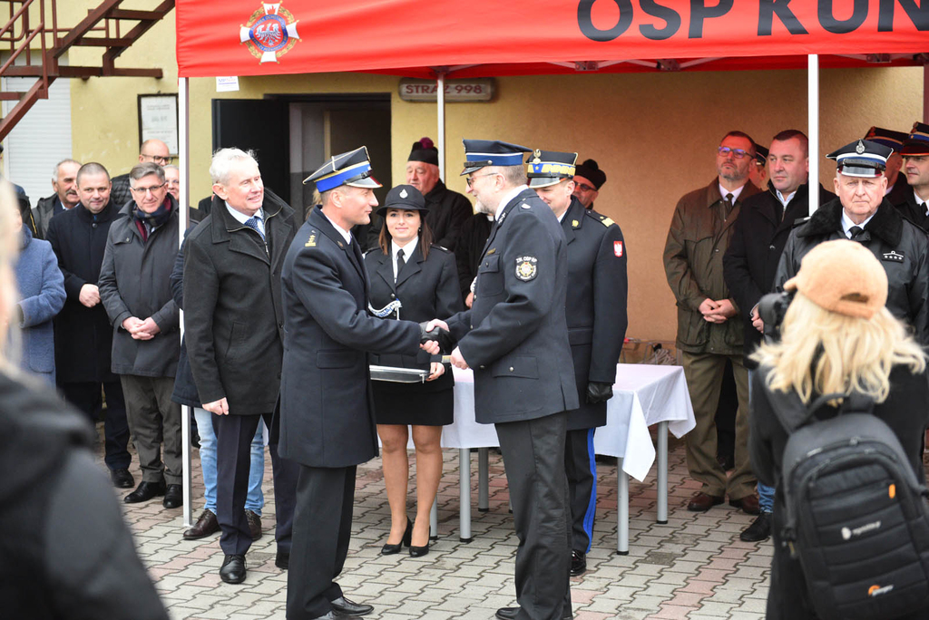 Przekazanie samochodu ratowniczo — gaśniczego OSP Kunice- FOTO:Piotr Florek (lca.pl)