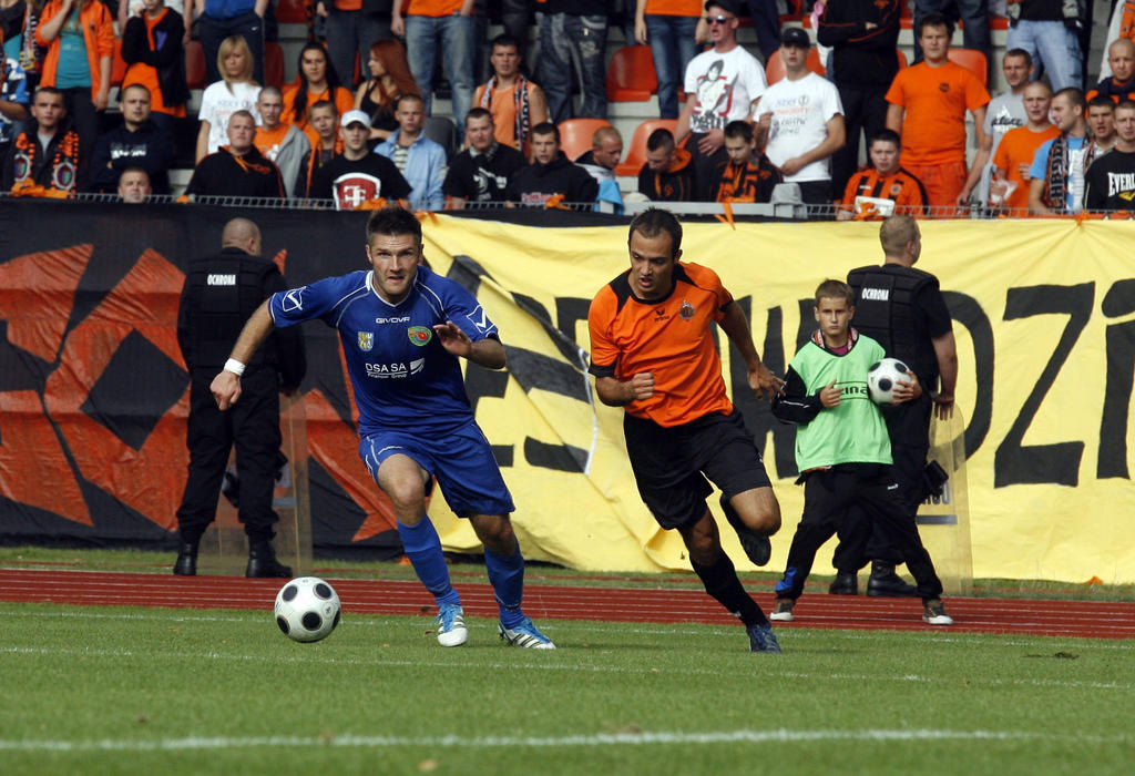 Chrobry Głogów -Miedź Legnica- FOTO:red(lca.pl)