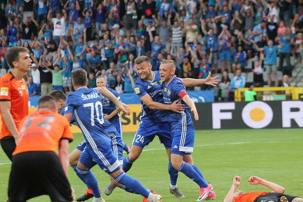 Miedź Legnica - Chrobry Głogów - FOTO:WO(lca.pl)
