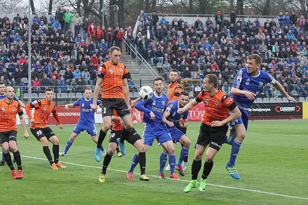 Miedź Legnica - Chrobry Głogów- FOTO:WO(lca.pl)