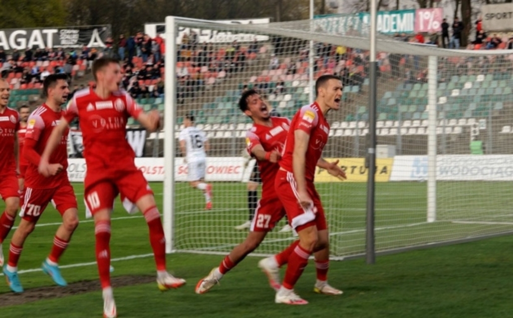 Miedź Legnica - Zagłębie Sosnowiec - FOTO:BH (Miedź Legnica)