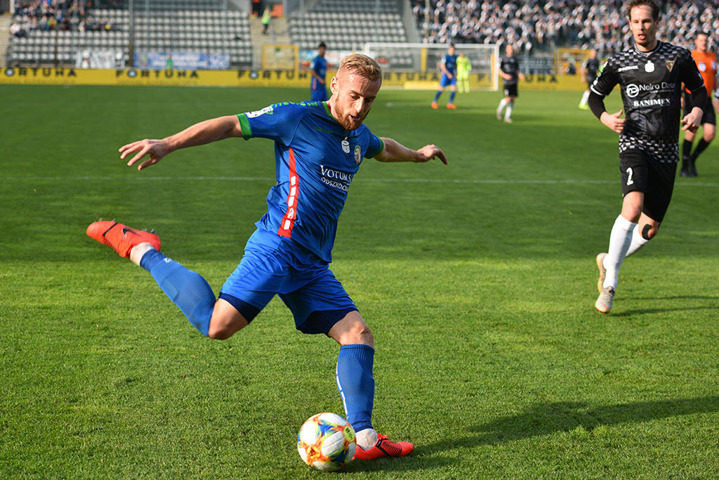Miedź Legnica - Zagłębie Sosnowiec
Rafał Augustyniak- FOTO:Piotr Florek (lca.pl)